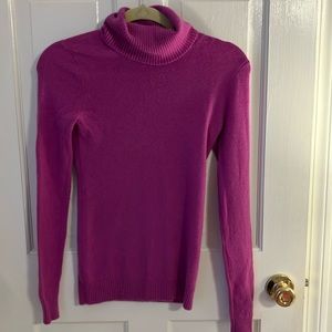 J Crew magenta cashmere turtleneck sweater XS